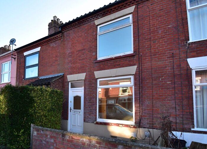 3 Bedroom Terraced House For Sale In Eade Road, Norwich, NR3
