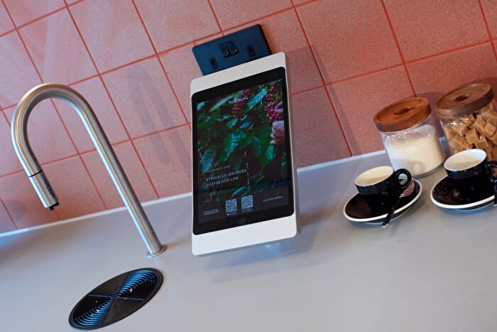 Studio To Rent In The Gorge, Gladstone Road, Exeter, Devon, EX1