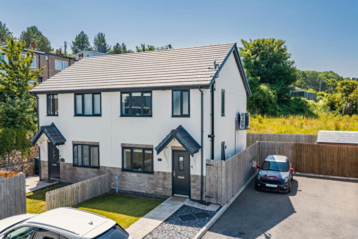 3 Bedroom Semi-Detached House For Sale In Dulas Close, Llanddulas, Abergele, Conwy, LL22