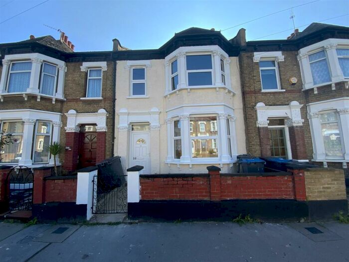 3 Bedroom Terraced House To Rent In Stanger Road, South Norwood, SE25