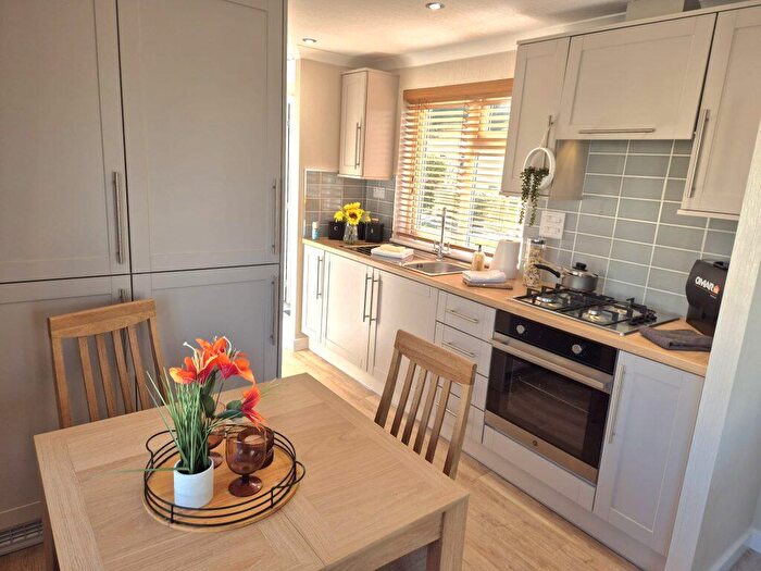 1 Bedroom Park Home For Sale In Beckenham Residential Park, ME8