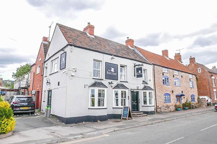 Semi-Detached House For Sale In Lynch Road, Berkeley, GL13