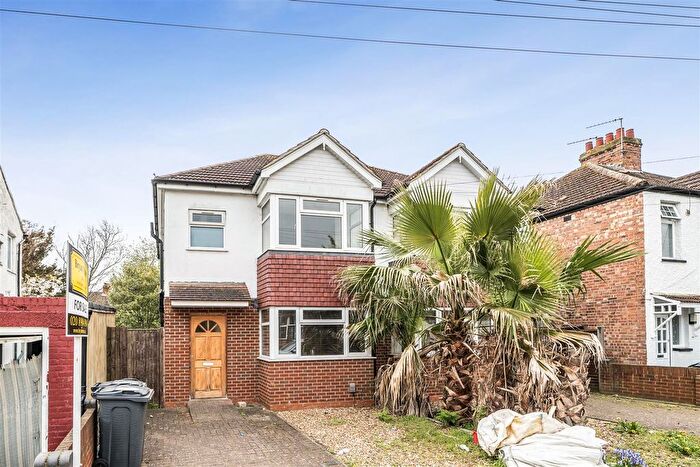 3 Bedroom Semi Detached House For Sale In Rugby Avenue, Wembley, HA0