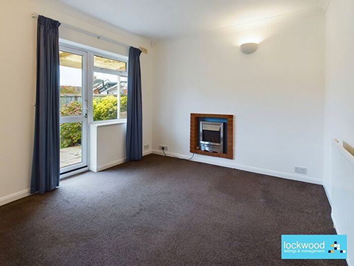 2 Bedroom Bungalow To Rent In Willson Road, Englefield Green, Egham, TW20
