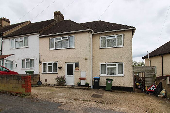 5 Bedroom End Of Terrace House For Sale In Highmeadow Crescent, London, NW9
