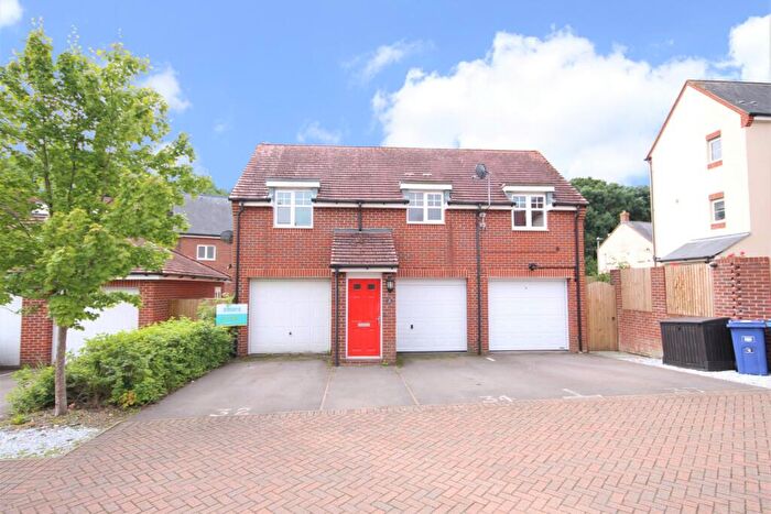 2 Bedroom Maisonette To Rent In Pigeon Grove, Jennett`s Park, RG12