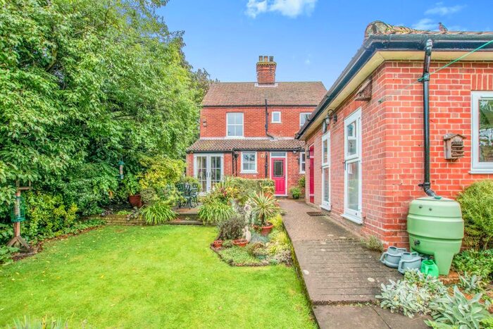 4 Bedroom Detached House For Sale In Horning Road West, Hoveton, Norwich, Norfolk, NR12