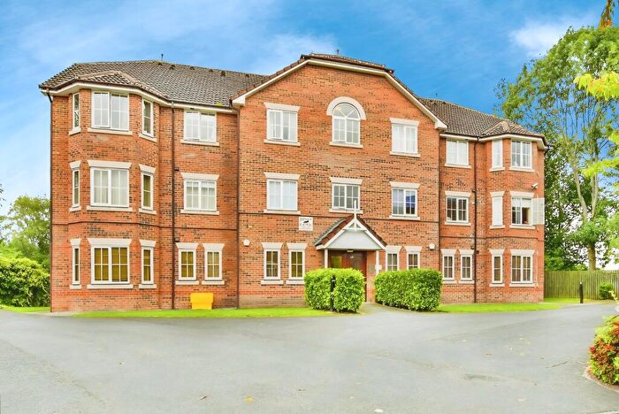 1 Bedroom Apartment For Sale In Chervil Close, Manchester, Greater Manchester, M14