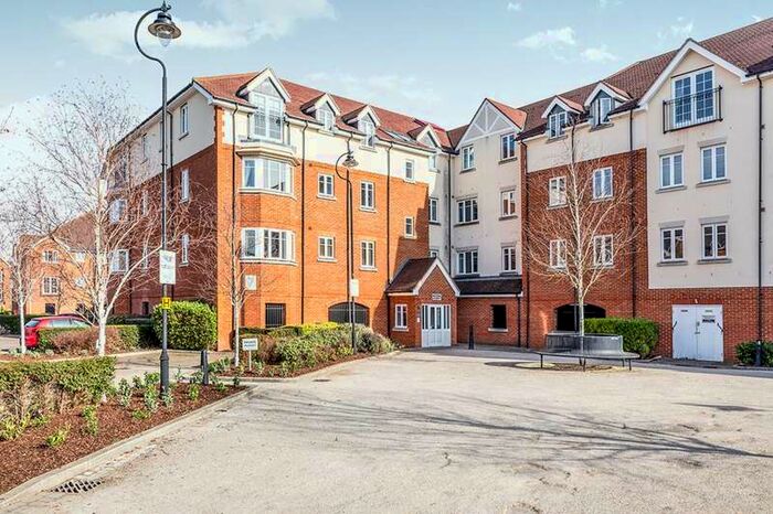 2 Bedroom Apartment To Rent In William Ransom Way, Hitchin, Hertfordshire, SG5