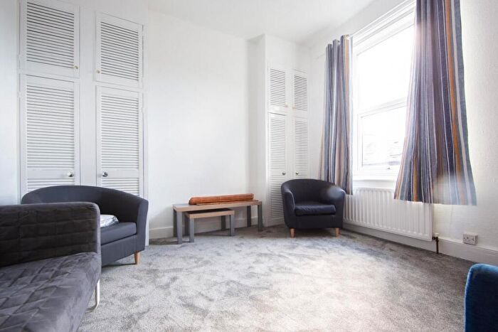 3 Bedroom Maisonette To Rent In Clayton Road, Jesmond, NE2