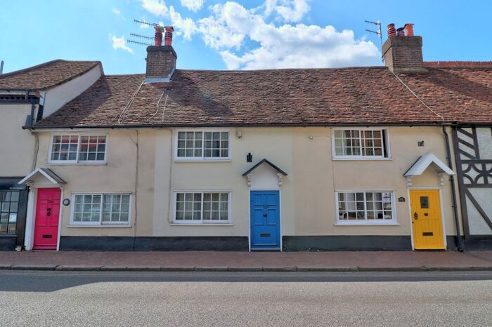 2 Bedroom Terraced House To Rent In High Street, Great Missenden, Buckinghamshire, HP16