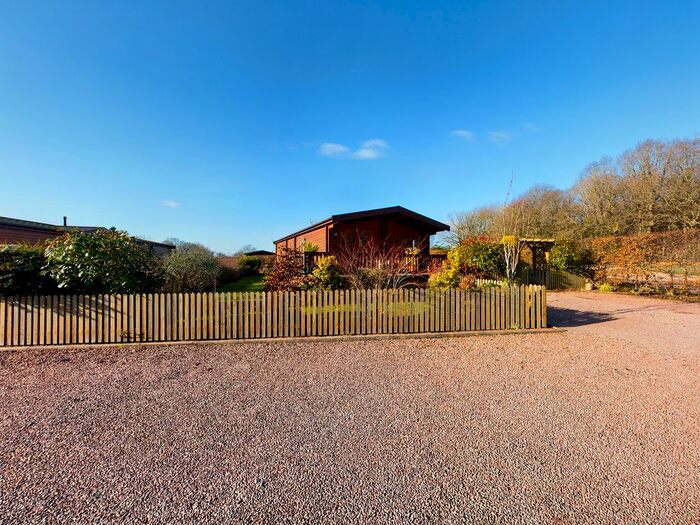 2 Bedroom Lodge For Sale In Beechwoods, Button Bridge, Kinlet, DY12