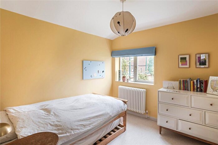 3 Bedroom End Of Terrace House For Sale In Appleby Road, Hackney, London, E8 - Photo 8