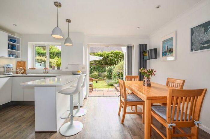 3 Bedroom House To Rent In Oliver's Battery Road North, Winchester, SO22