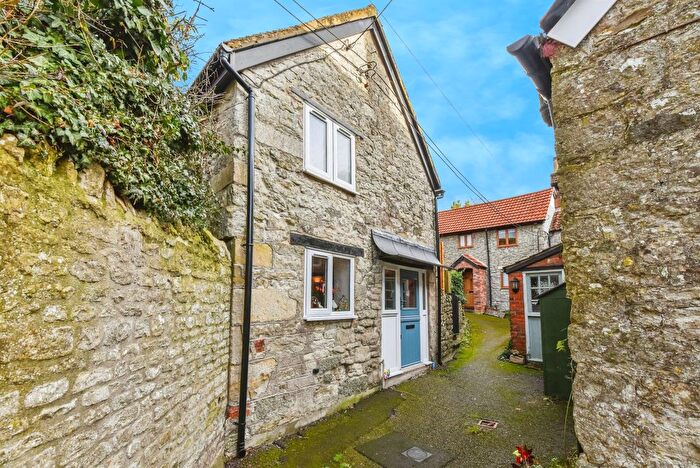 1 Bedroom Cottage For Sale In Castle Street, Mere, Warminster, BA12