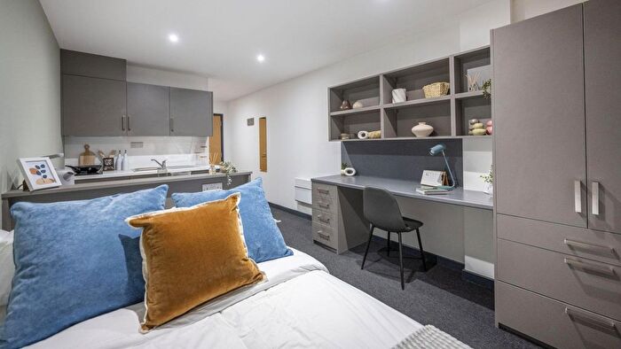 Studio To Rent In Carlton House Estate, Copeland Street, Stoke-On-Trent, ST4