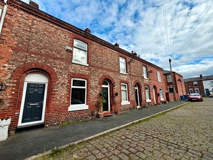 2 Bedroom Property To Rent In Park View, Manchester, M14