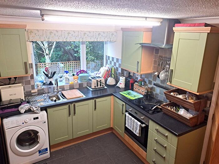 2 Bedroom End Terrace House To Rent In Tower Hill Road, Crewkerne, TA18