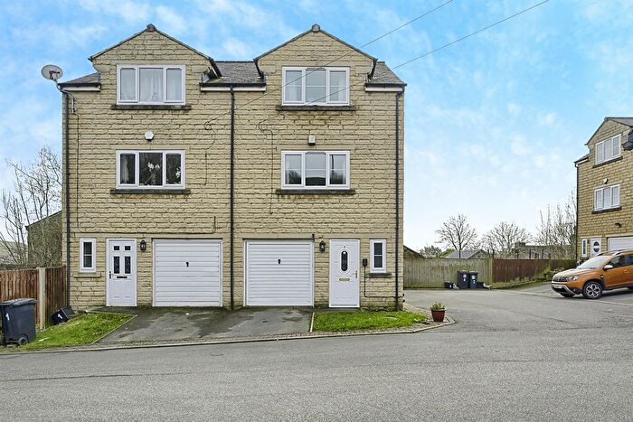 3 Bedroom Semi Detached House For Sale In Anvil Court, Halifax, HX2