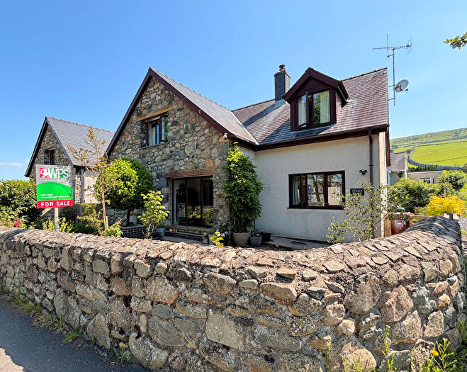 4 Bedroom Detached House For Sale In Victory House, Llwyngwril, Gwynedd, LL37