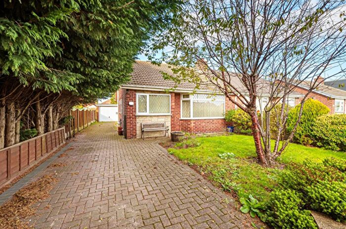 2 Bedroom Semi-Detached Bungalow To Rent In Brackenhill Avenue, Brayton, YO8