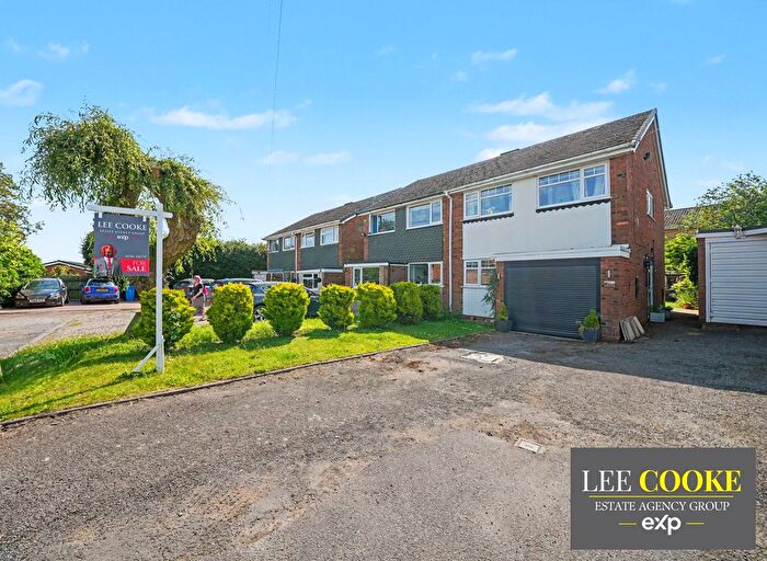 3 Bedroom Semi-Detached House For Sale In Oaksmoor Close, Wheaton Aston, Stafford, ST19