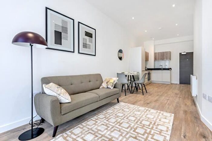 1 Bedroom Flat To Rent In North Star, Swindon, SN2