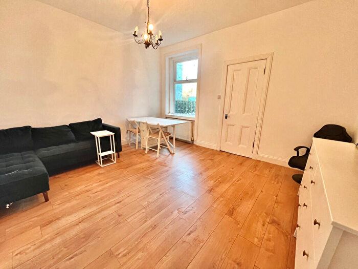 1 Bedroom Flat For Sale In Main Road, Glengarnock, Beith, KA14