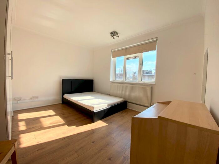 4 Bedroom Flat To Rent In Marquis Road, Camden Square, NW1