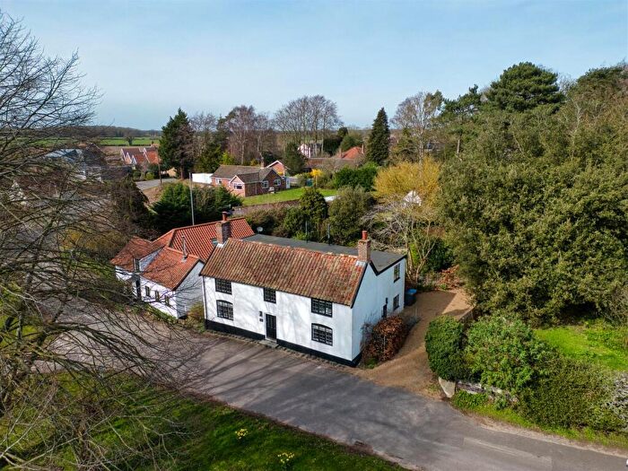 5 Bedroom Detached House For Sale In The Hill, Westleton, IP17