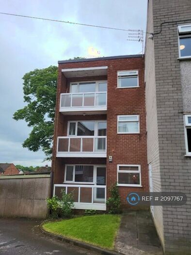 2 Bedroom Flat To Rent In Gateacre, Liverpool, L25