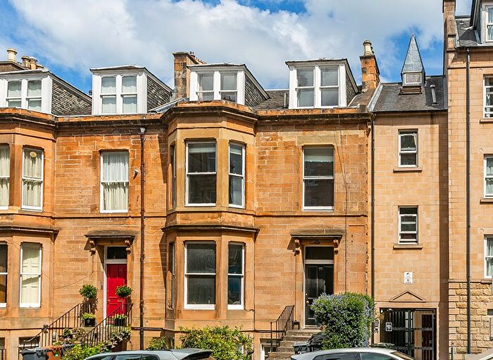 2 Bedroom Flat For Sale In Leamington Terrace, Edinburgh, EH10