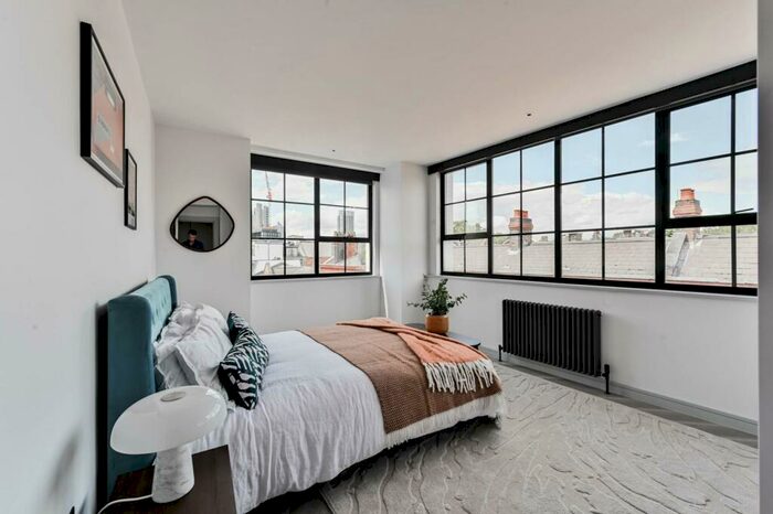 2 Bedroom Flat To Rent In Hoxton Market, Hoxton, London, N1