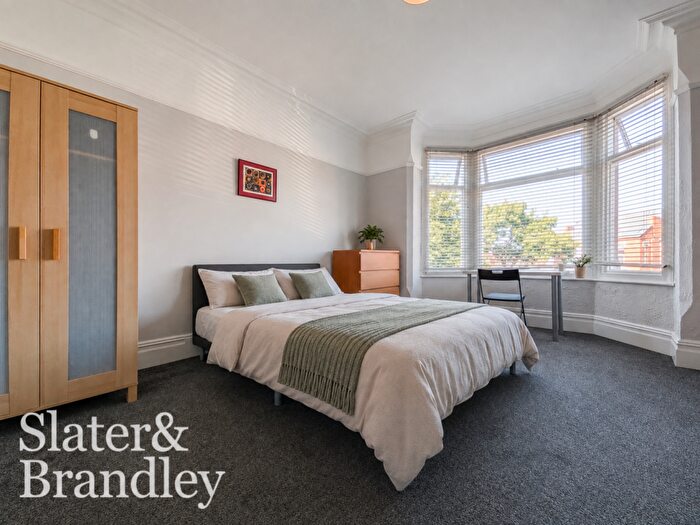 3 Bedroom Flat To Rent In Musters Road, West Bridgford, Nottingham, NG2