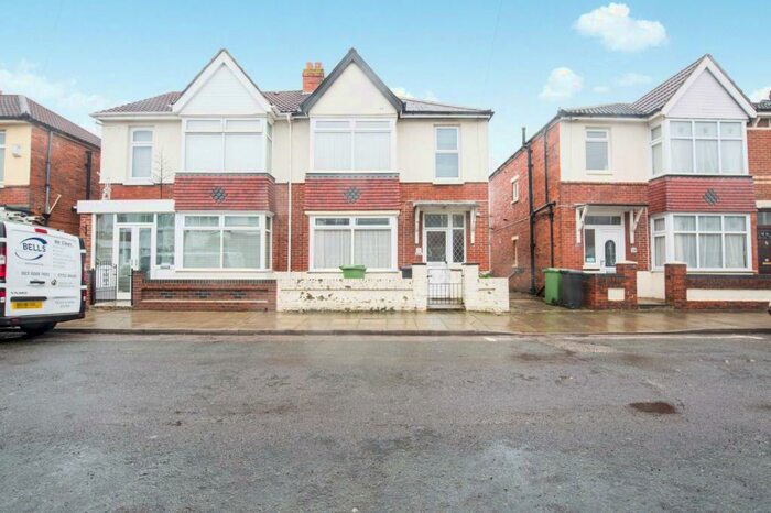 3 Bedroom Semi-Detached House To Rent In Inhurst Road, Portsmouth, PO2