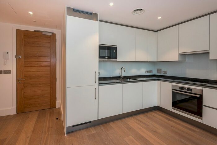 1 Bedroom Flat To Rent In Princes House, Kingsway, City, WC2B