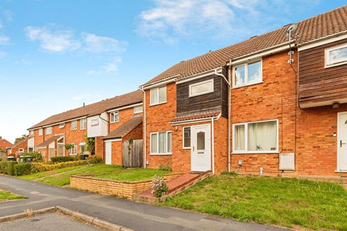 3 Bedroom End Of Terrace House For Sale In Chase Hill Road, Arlesey, SG15