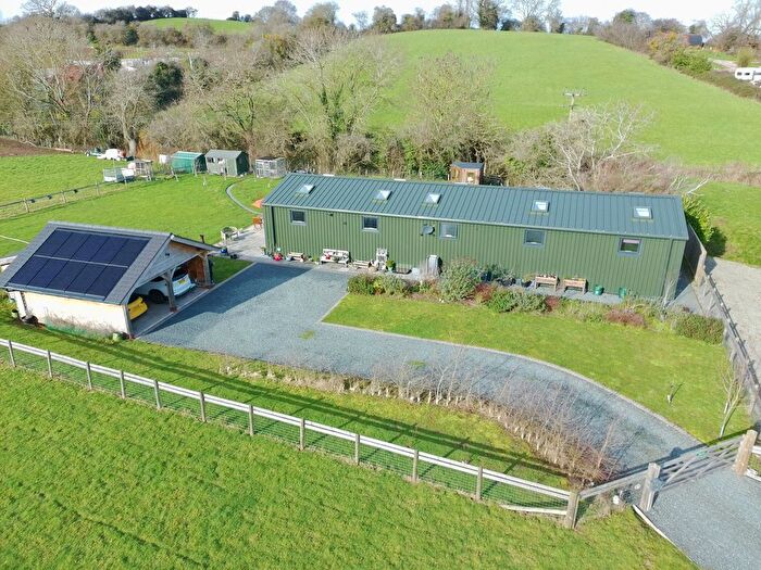 4 Bedroom Barn Conversion For Sale In Bush Lane Callow End Worcester, Worcestershire, WR2