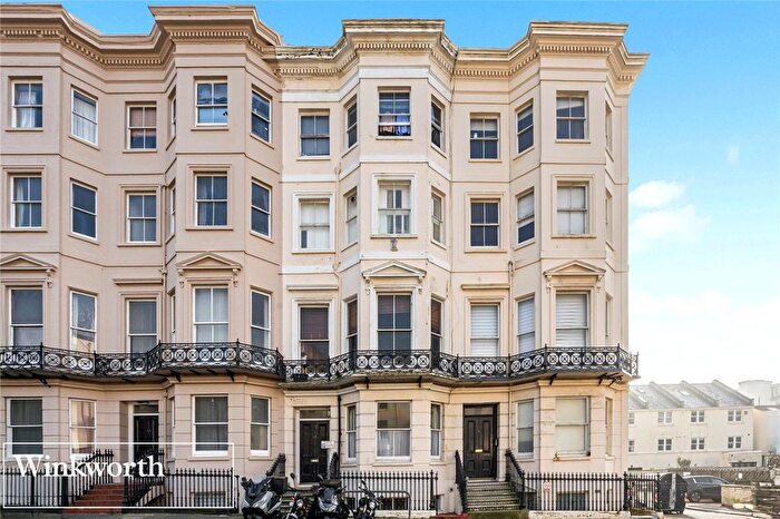2 Bedroom Flat For Sale In Basement Flat, Holland Road, Hove, East Sussex, BN3