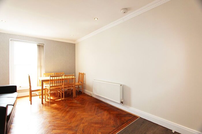 2 Bedroom Flat To Rent In Belgrave Road, London, SW1V