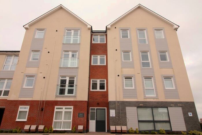 2 Bedroom Flat To Rent In Stabler Way, Poole, BH15