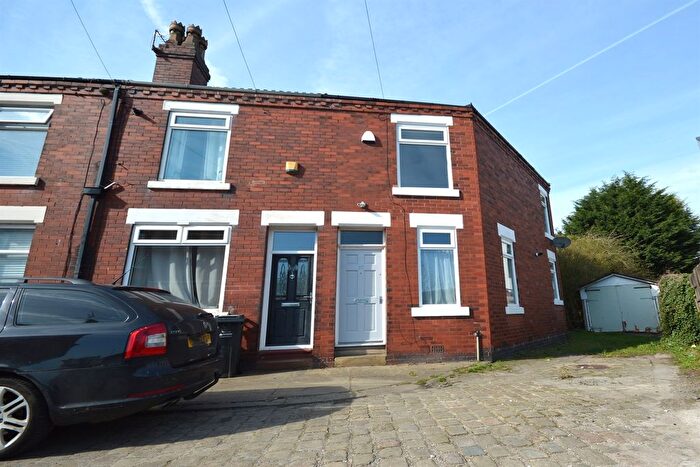 3 Bedroom End Terrace House For Sale In Reuben Street, Heaton Norris, SK4