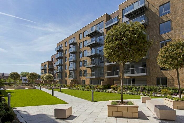 1 Bedroom Flat To Rent In Basset Court, Smithfield Square, Hornsey, N8