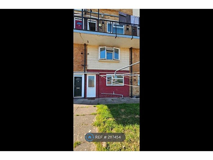 2 Bedroom Maisonette To Rent In School Lane, Exhall, Coventry, CV7