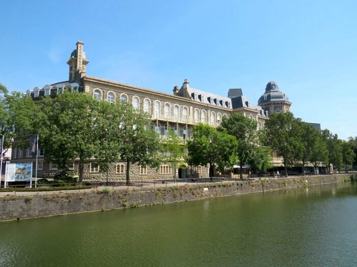 2 Bedroom Apartment To Rent In Redcliffe, The General, BS1