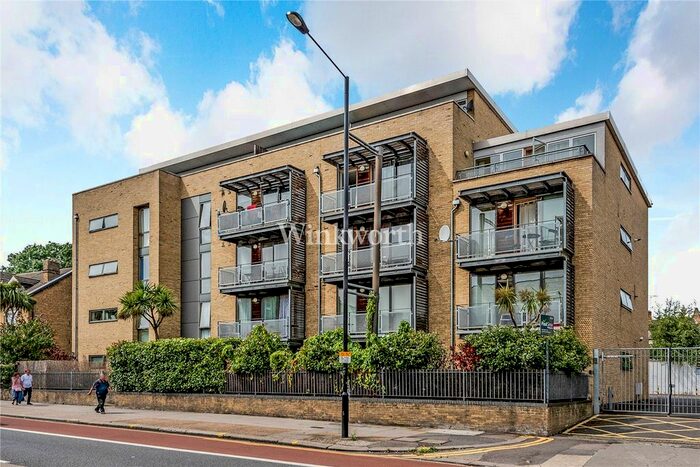 2 Bedroom Flat To Rent In Space Apartments, High Road, London, N22