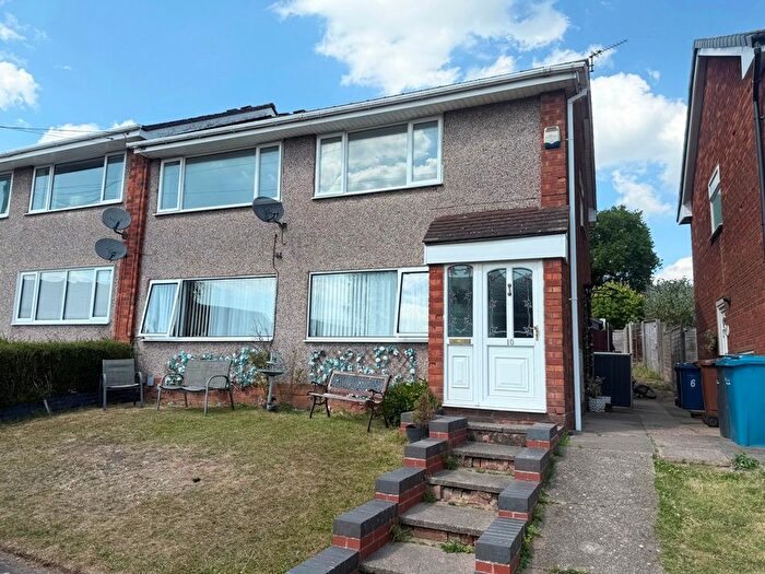 2 Bedroom Maisonette For Sale In Deal Avenue, Burntwood, WS7