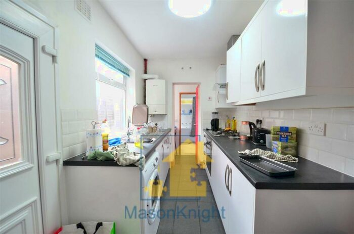 3 Bedroom Terraced House To Rent In Student Property - Selly Oak, Birmingham, B29