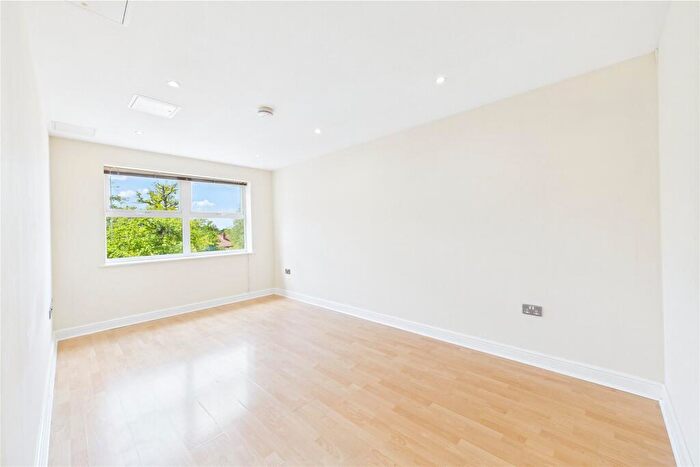2 Bedroom Apartment To Rent In Elmhurst Court, Heathcote Road, Camberley, Surrey, GU15