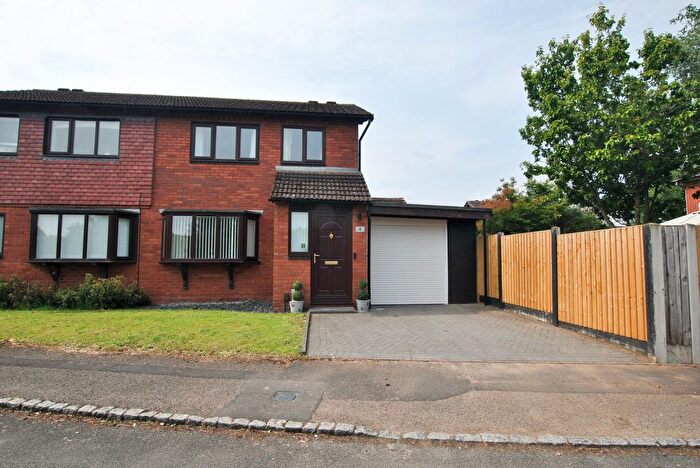 3 Bedroom Semi-Detached House For Sale In The Paddock, Muxton, Telford, TF2